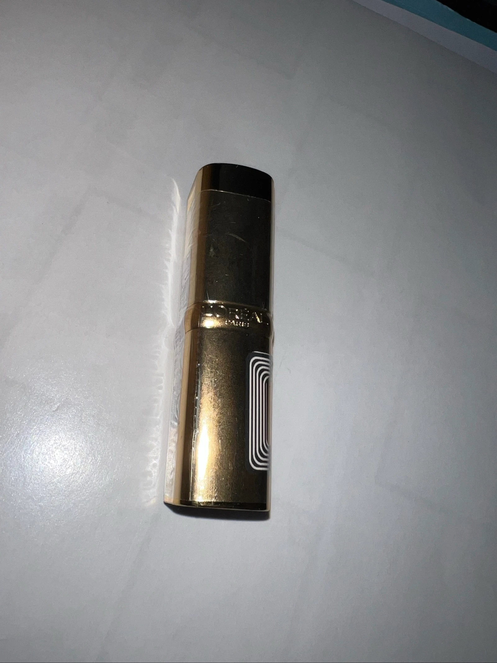 L’Oréal Paris lipstick shade 124 new – photo 2